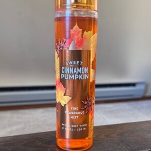 Bath & Body Works Sweet Cinnamon Pumpkin Fine Fragrance Mist